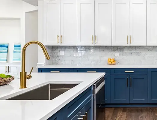 How to choose a kitchen cabinet color.